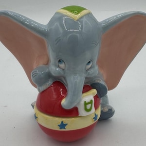 Disney Collectible Ceramic BABY DUMBO