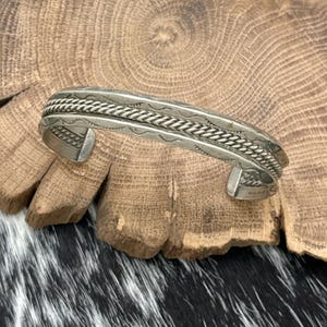 Mary & Ken Bill シルバーバングル ナバホ族 Mary & Ken Bill シルバーバングル ナバホ族 Mary & Ken Bill