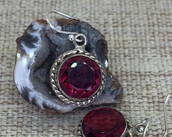 Red quartz and silver earrings