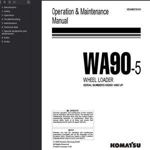 K&ouml;nnte beinhalten: Ein wei&szlig;es Handbuch mit dem Titel &bdquo;Bedienungs- und Wartungshandbuch&ldquo; mit der Modellnummer WA90-5 f&uuml;r einen Radlader. Das Handbuch enth&auml;lt Sicherheitshinweise und Anweisungen. Das Komatsu-Logo befindet sich unten.