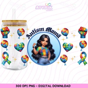 Op de afbeelding: Een doorzichtige tumbler met een rietje en een ontwerp met een meisje met een puzzelstukjes-shirt, de woorden "Autisme Mama" en puzzelstukjes in verschillende kleuren.