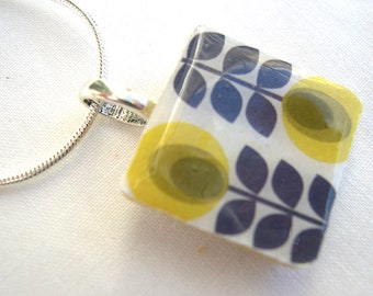 Unusual scandinavian inspired Retro Print Crafted Ceramic 18" Pendant Necklace