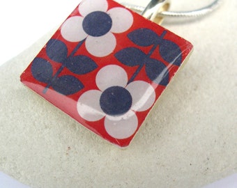 Unique and Unusual folk Retro inspired Flower Pattern Scandinavian Red retro Print Crafted Ceramic Resin Necklace Pendant Gift