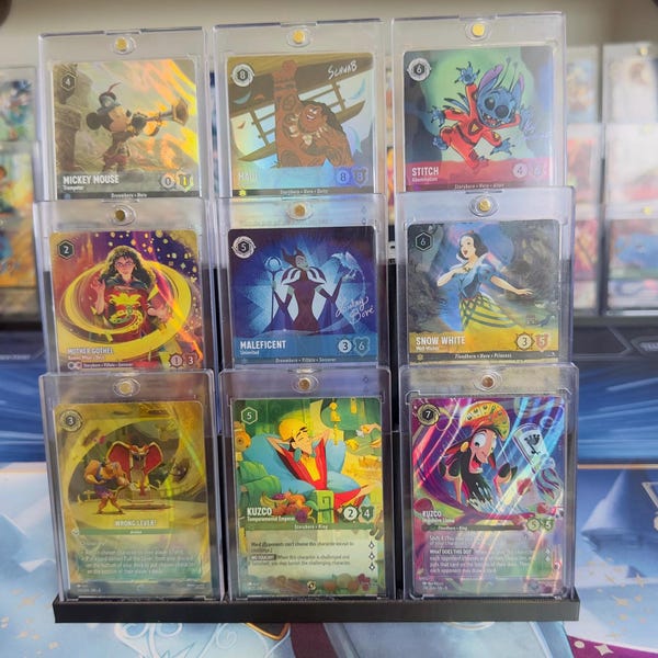 Lorcana Card Display, Holds 9x cards in standard one touch cases.