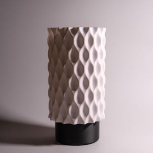 Luminária de mesa ondulada impressa em 3D moderna – Luminária geométrica texturizada, iluminação ambiente minimalista, presente de decoração exclusivo para casa