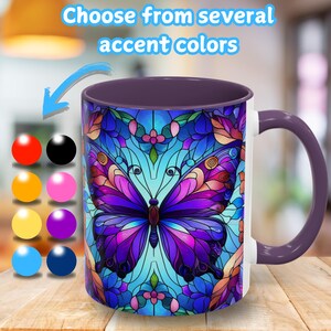 Taza de café con diseño de vitral con detalles de mariposas: taza artística vibrante, artículos para beber coloridos, regalo para ella, decoración del hogar, taza para amantes de las mariposas imagen 2
