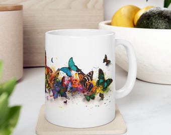 Keramische vlindermok, koffiekopje kleurrijke vlinders, theemok insectenliefhebber, fladderende vlinder keukendecor, uniek boho-drinkgerei,