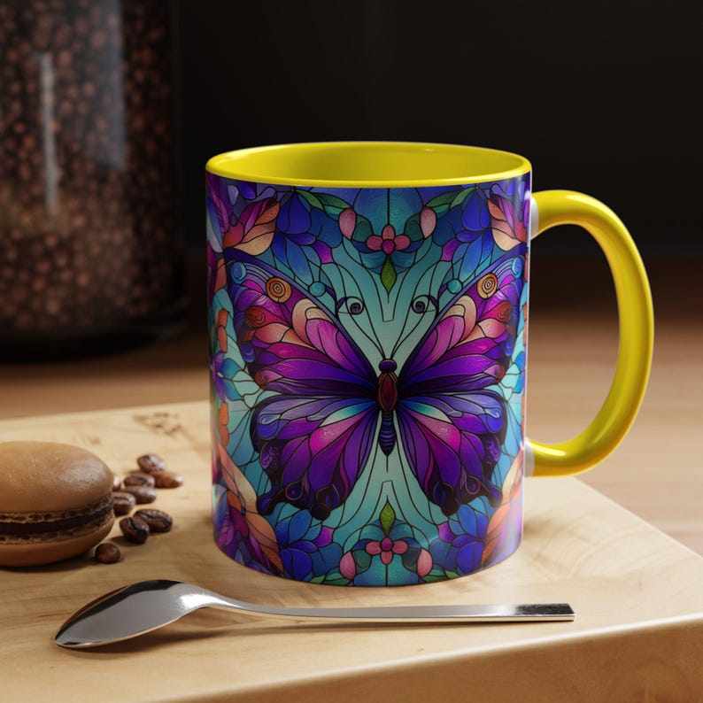 Taza de café con diseño de vitral con detalles de mariposas: taza artística vibrante, artículos para beber coloridos, regalo para ella, decoración del hogar, taza para amantes de las mariposas imagen 6