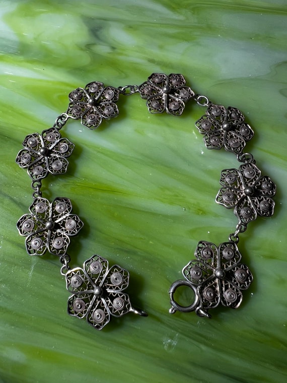 800 Silver Filigree Cannetille Flower Bracelet