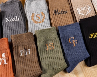 Custom Monogram Letter Groom & Best Man Wedding Socks | Embroidered Initial Groomsmen Gift,Monogrammed Mens Socks,Wedding Socks Personalized
