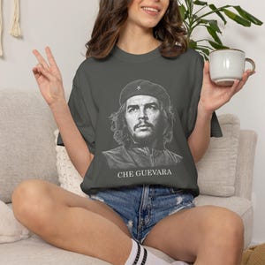 Che Guevara T-shirt, Linjeillustration, Kommunistisk T-shirt, Kubansk revolutionskläder, Che Guevara-gerilla, Antiimperialist
