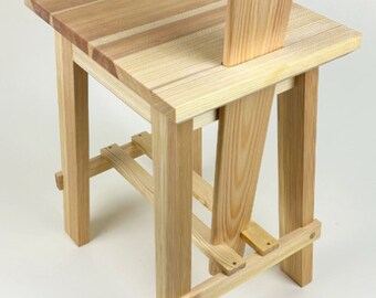 Handgefertigter Holzstuhl - Wohnmöbel - Baumstuhl