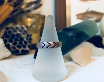 Arrow of Time Ring - Etched band chevrons