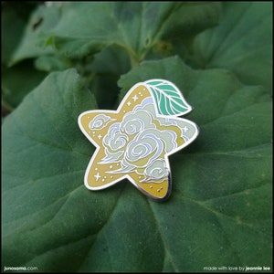 Paopu Fruit Air Enamel Pin