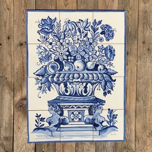 Handgeschilderd Portugees tegelpaneel – bloemenvaasontwerp | Rustieke, authentieke, traditionele kunst