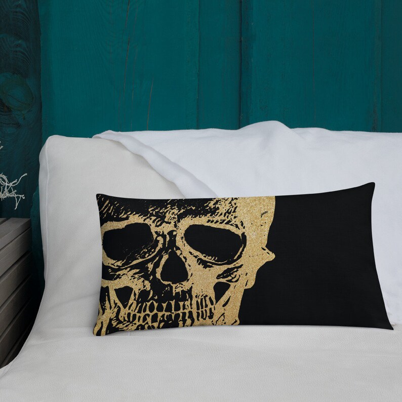 Glamour Black /& Gold Halloween Skull Premium Accent Pillow