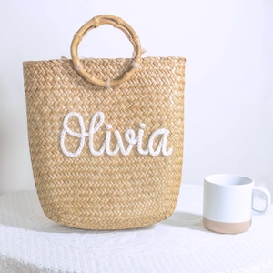 Natural Beige Ruffle Crochet Bag with Bamboo Handles – Handmade Raffia Style Purse, Boho Shoulder Bag for Summer Outfits