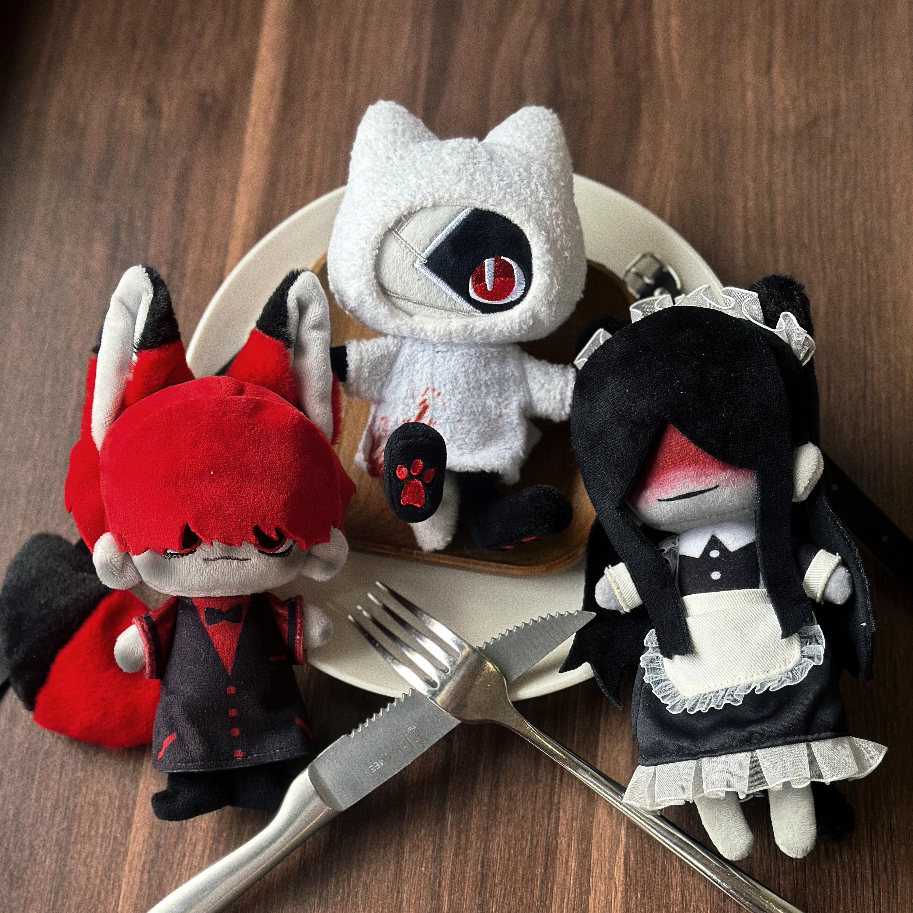 Mr Scarletella Plushie