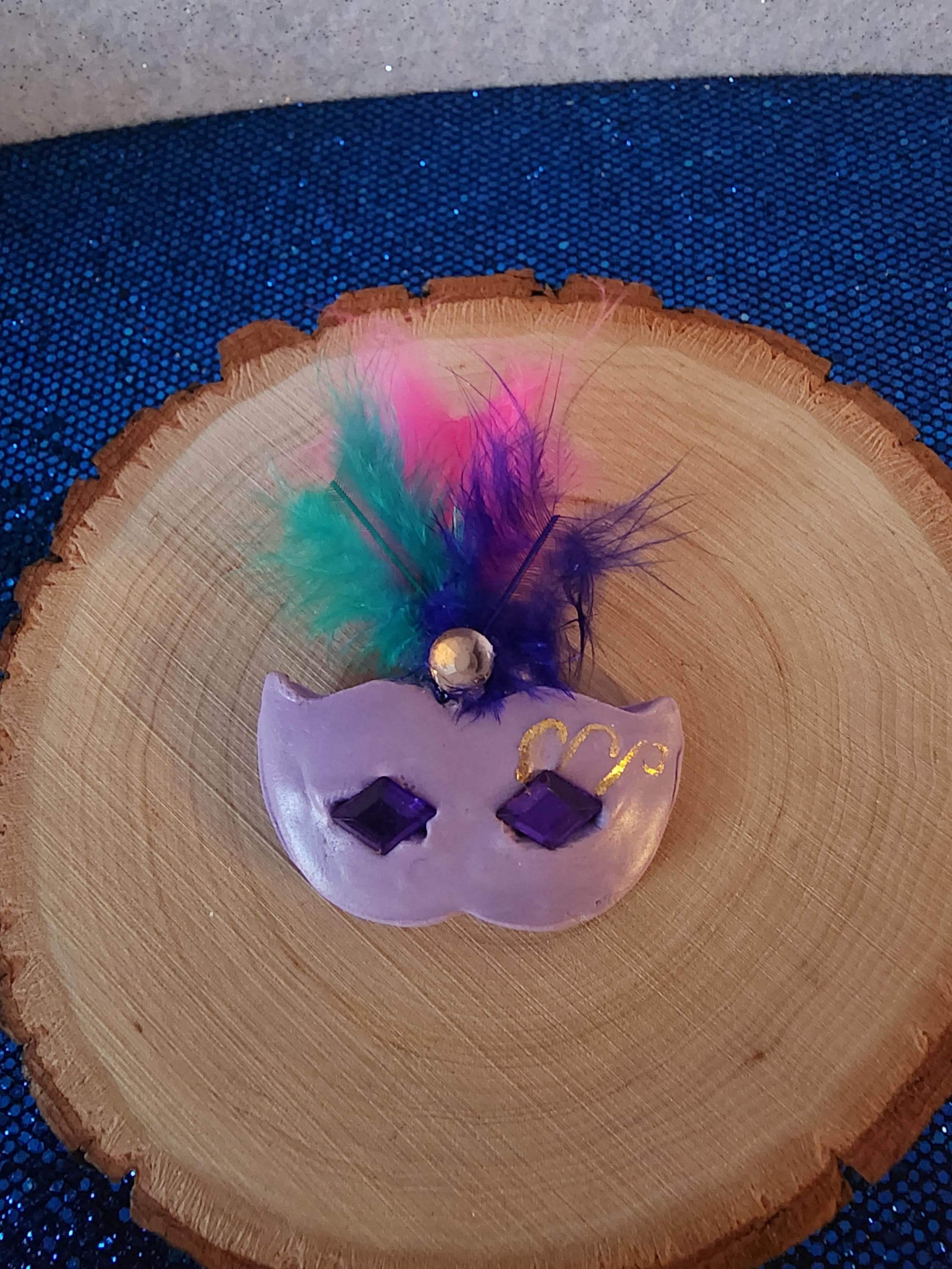 Themed Putty | Mask | Scent: Purple Insight. Wt. 8g