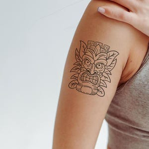 Tiki Mask Tattoo – Polynesian Tribal Temporary Tattoo, Bold & Mythical Hawaiian Symbol, Warrior Spirit Design
