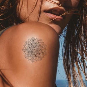 Elegant Floral Mandala Temporary Tattoo | Perfect Boho & Spiritual Body Art – Skin-Safe, Easy to Apply and Remove