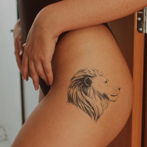 Temporary Lion Head Tattoo – Majestic and Detailed Design – Non-Permanent Skin Art – Perfect for Arm, Back, or Thigh -Easy to Apply & Remove