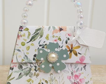 Personalised 3D Handbag Birthday Card: Keepsake with beaded handle