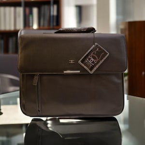 Sac de bureau porte-documents porte-documents, fabriqué en Italie, marque Cavallari, en cuir noir, comme neuf avec étiquette et boîte, vintage
