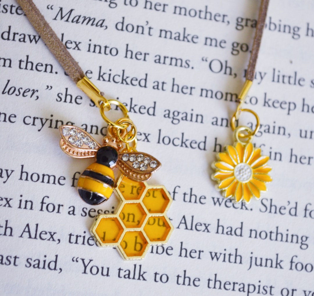 Bee Bookmark Honeycomb Book Thong Book Lovers Gift Readers Small Gift ...
