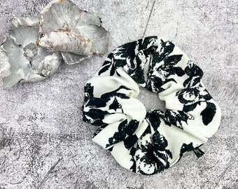 Black and White Floral Knit Extra Large Hair Scrunchie SCR00037