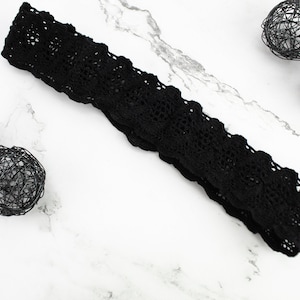 Black Stretch Lace Headband: Women&#39;s Hair Accessory