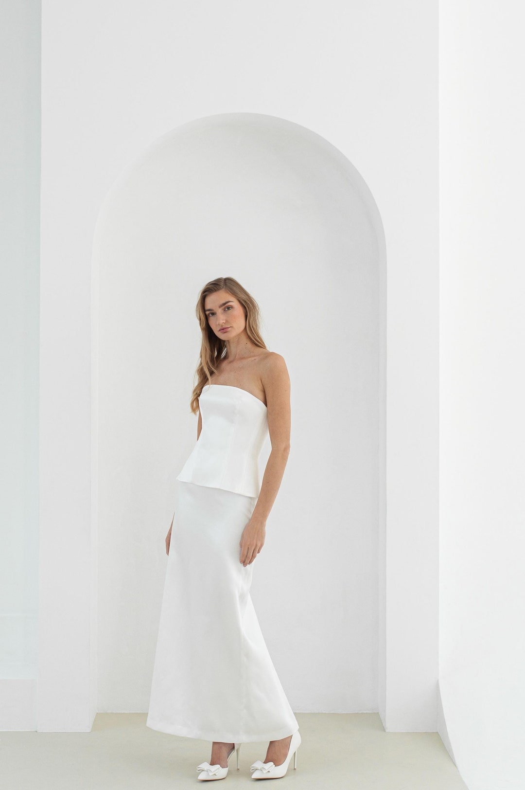Modern Minimalist Wedding Dress For Civil Wedding