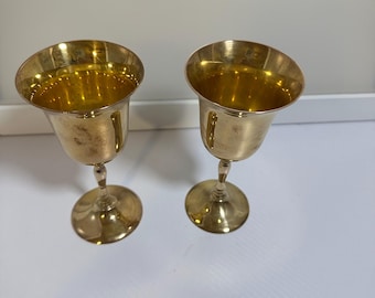 Vintage mässingsvinbägare