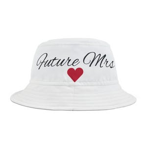 Future Mrs. バケットハット - ブライダルシャワーギフト、独身パーティーアクセサリー、サマーファッション、婚約ギフト、結婚祝い、花嫁ハットに最適