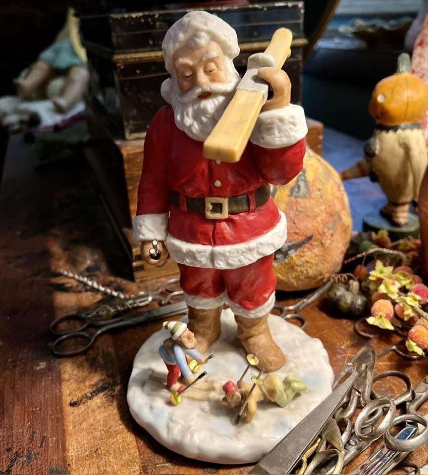 Santa Clause Skies Skiing Ski Vintage Holiday Decor 1989 Figure