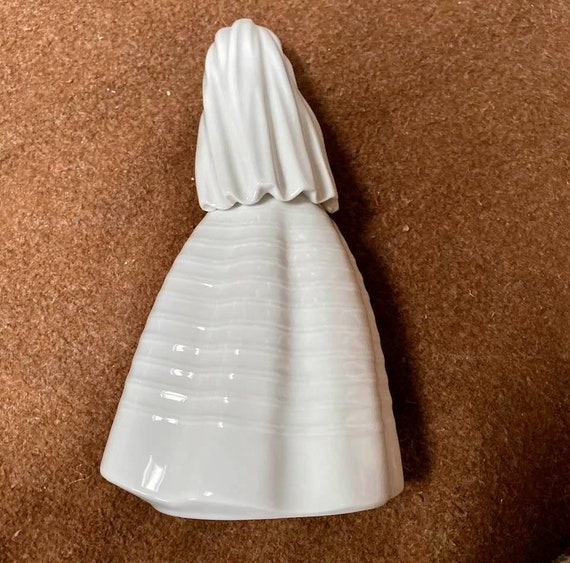 セール ヴィンテージ リヤドロ ナオ バイ リヤドロ 磁器 祈る花嫁の