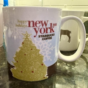 Vintage Starbucks 2008 New York happy holiday  coffee mug City Series Collector cup travel souvenir New York Christmas tree snow flake 16 oz