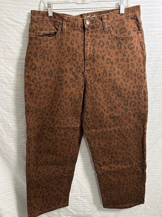 Universal Thread Vintage Straight Leg Leopard Deni