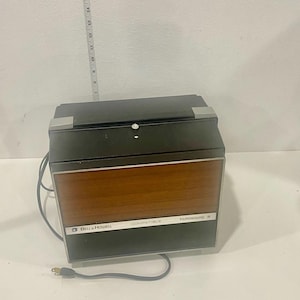 フィルムカメラ bell&howell autoload Bell & Howell Autoload 341 - キヤノンカメラミュージアム