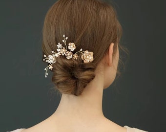 Gold Crystal Bridal Hair Pin, Bridal Hair Pin Crystal, Wedding Crystal Hair Pin, Wedding Accessory, Floral Hair Pin