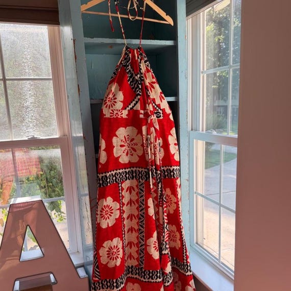 True vintage 1970s tapa designs hawaiian halter wrap maxi dress
