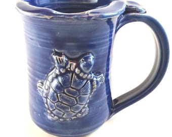 Taza de cerámica hecha a mano con forma de bigote de tortuga (414 ml)