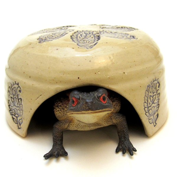 Toad House/Toad home/Toad Abode/Hamster House/Garden Art