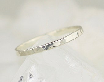 Rustic Recycled White Gold Wedding Ring. 2mm 9ct Gold Dainty Wedding Band. Hammered Stacking Ring. Boho Bride