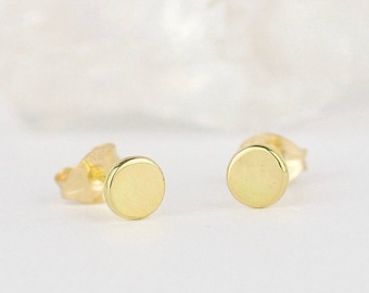 Dainty 18ct Gold Stud Earrings. Minimal Delicate Studs. Small Gold Bridal Earrings.