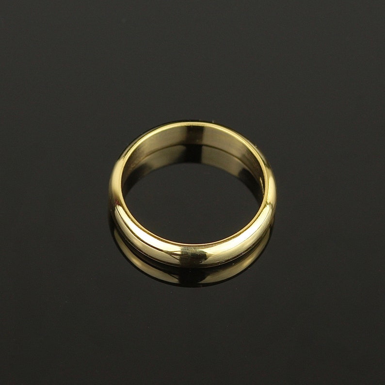 18 Karat Gelbgold Herren Ehering. 4mm breit Schlichte D-Form gewölbter Ehering. Recycelter Schmuck Bild 5