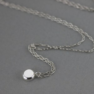 Solid 18ct Gold Minimalist Pebble Necklace. Dainty Simple 18k Real Gold Pendant Necklace image 5