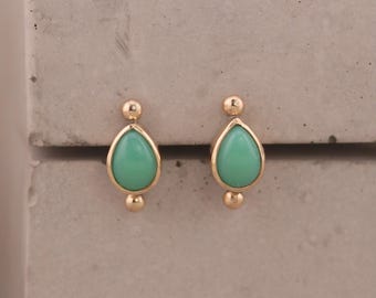 9ct Gold & Silver Small Chrysoprase Teardrop Stud Earrings. Green Gemstone Studs