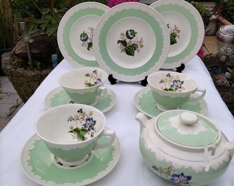 Teeservice Wedgwood korinthischer Teil Teeservice handbemalt 1946 weißer und grüner Blumen-Nachmittagstee