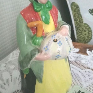 Burselem Staffordshire figure Sarah Gamp 1910